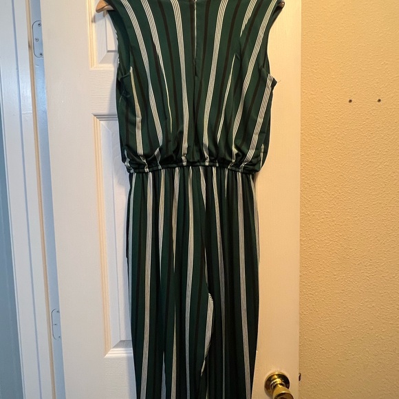 Enfocus Studio Dark Green and White Striped Jumpsuit - Picture 4 of 4